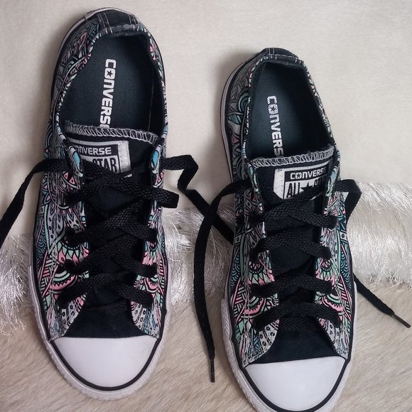 CONVERSE ALL STARS LOW TOPS MANDALA PRINT - Picture 11 of 11